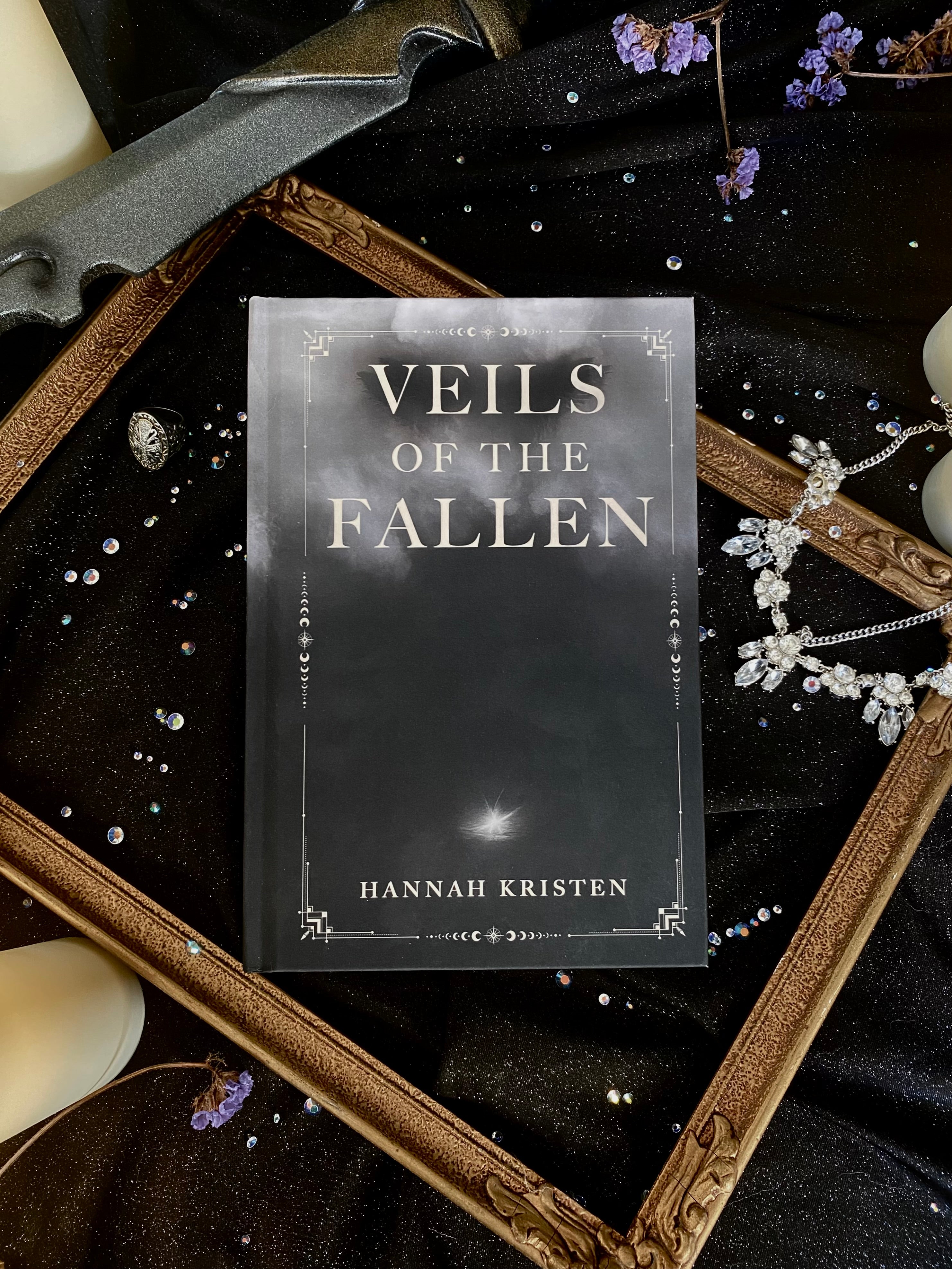 Veils of the Fallen (History of the Fallen, 1)